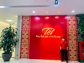 Dịch vụ trang trí Tết ở khu đô thị Vinhomes Riverside